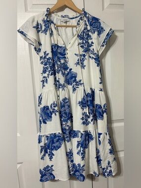CeCe Blue Floral Linen Blend Dress Flutter Sleeves Pockets NWOT Women’s Size L